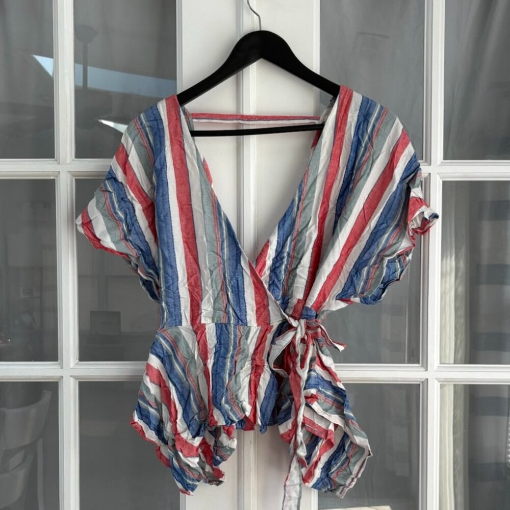 Charlotte Russe Striped Open Back Short Sleeve Wrap T-Shirt